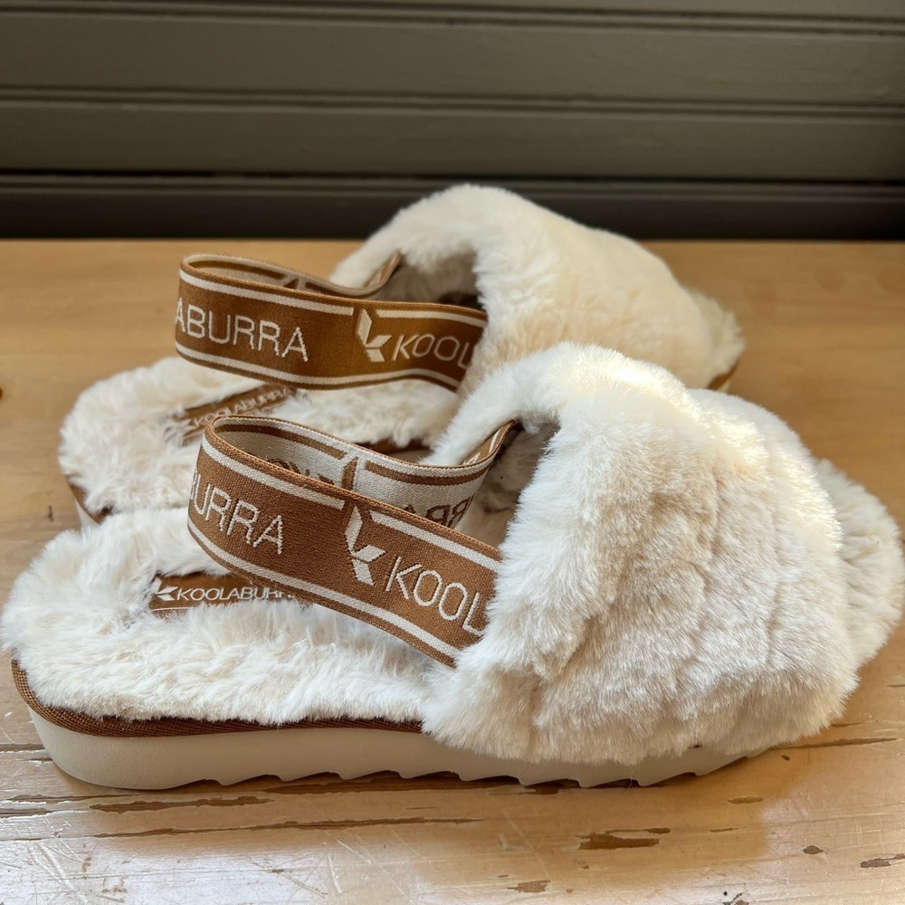 Koolaburra Cream Plush Slippers - Picture 2 of 7